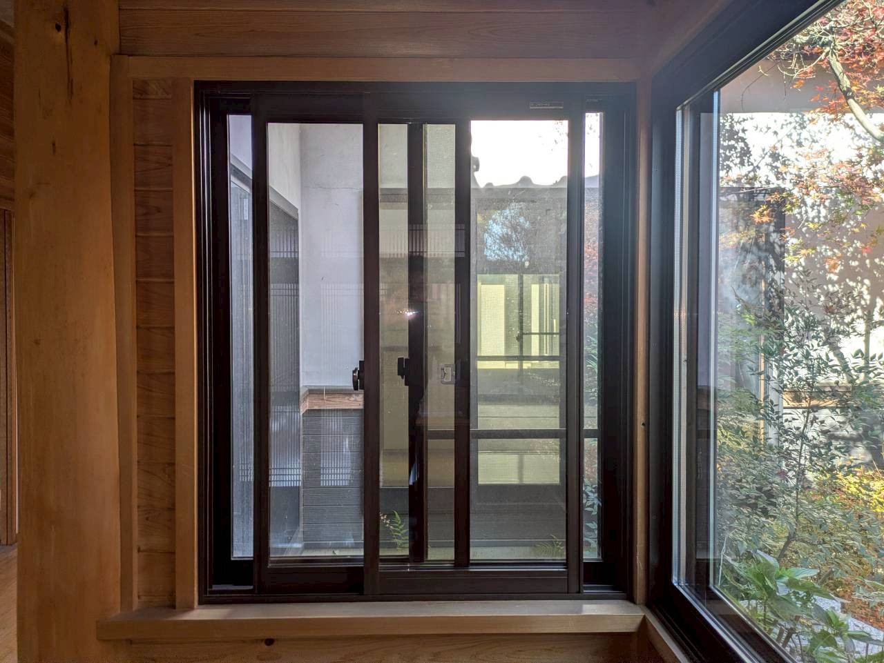 戸建て住宅の内窓設置と窓交換工事After