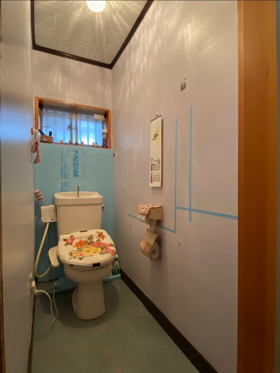 トイレ交換工事Before